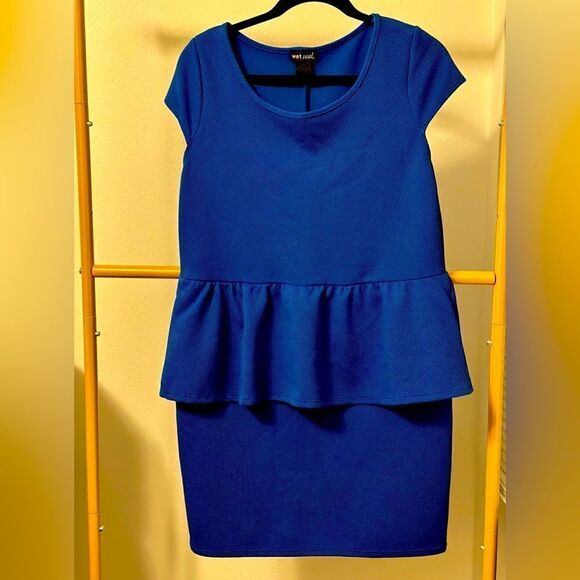 Wet Seal Plus Royal Blue Cap Sleeve Peplum Mini Dress - Picture 2 of 5